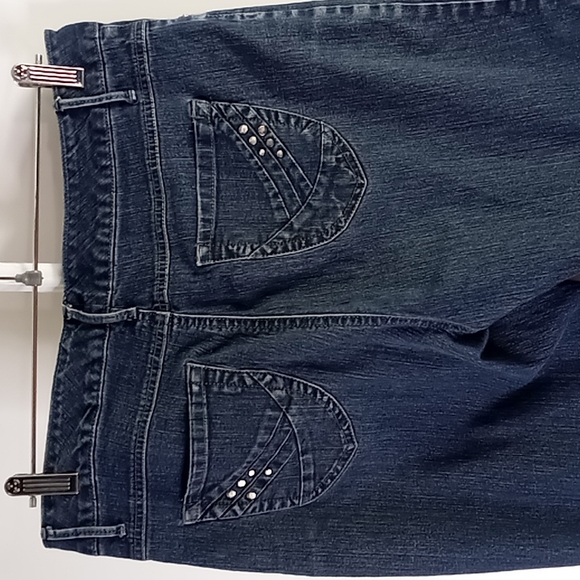 Nine West Jean Capris Size 12 Average - Picture 4 of 16